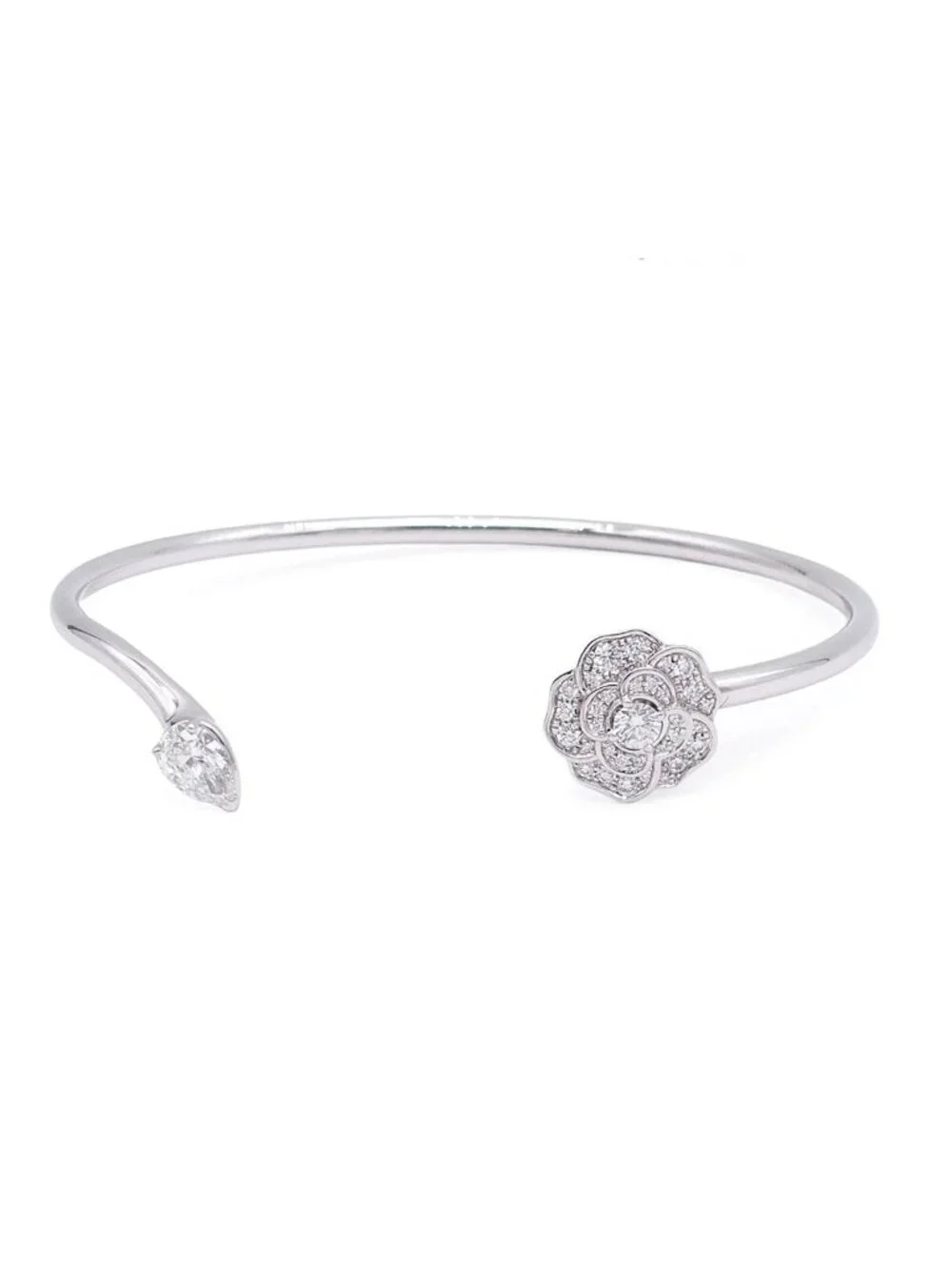 Chanel Camellia Collection Bracelet White Gold 18K Diamond S Bangle